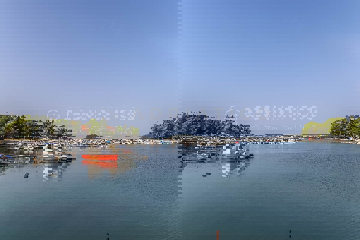 Fažana, terreno edificabile a destinazione turistica