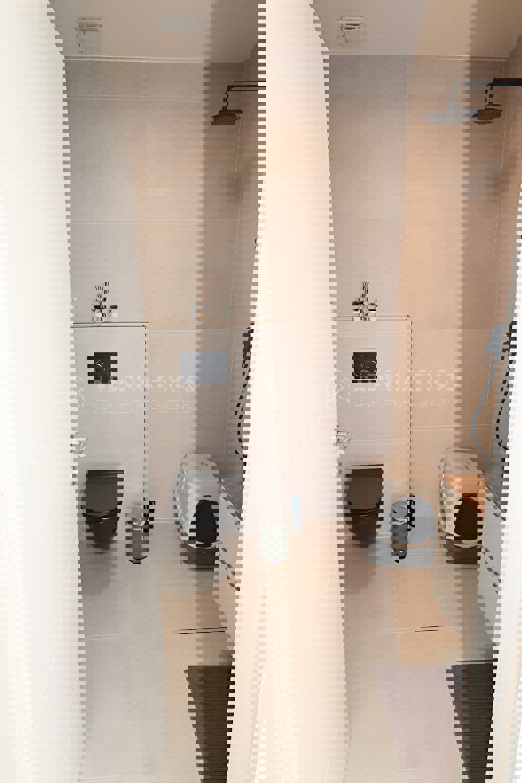 Rovigno, dintorni, casa familiare con ampio cortile