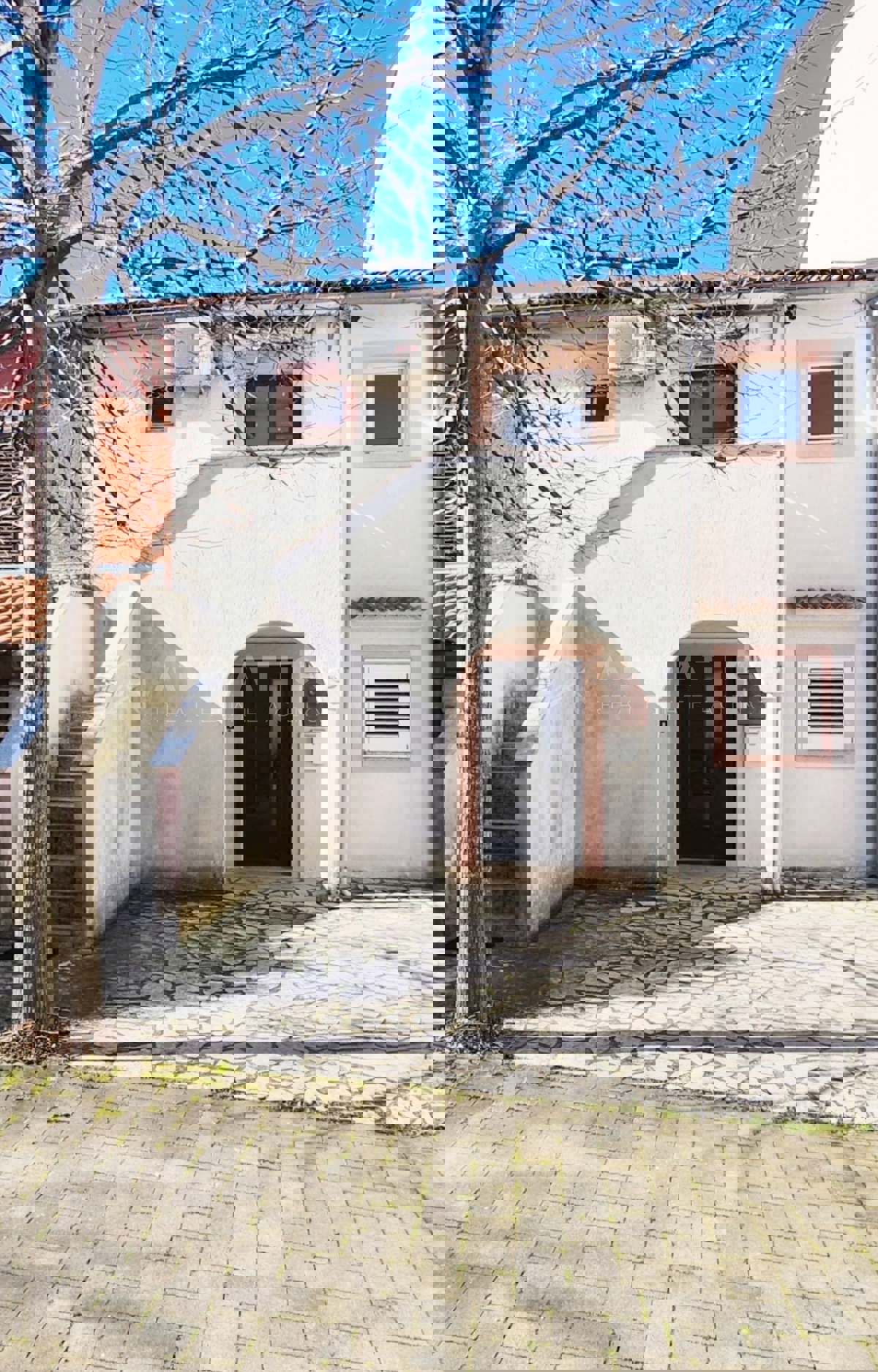 Rovigno, casa con due unità abitative vicino al centro