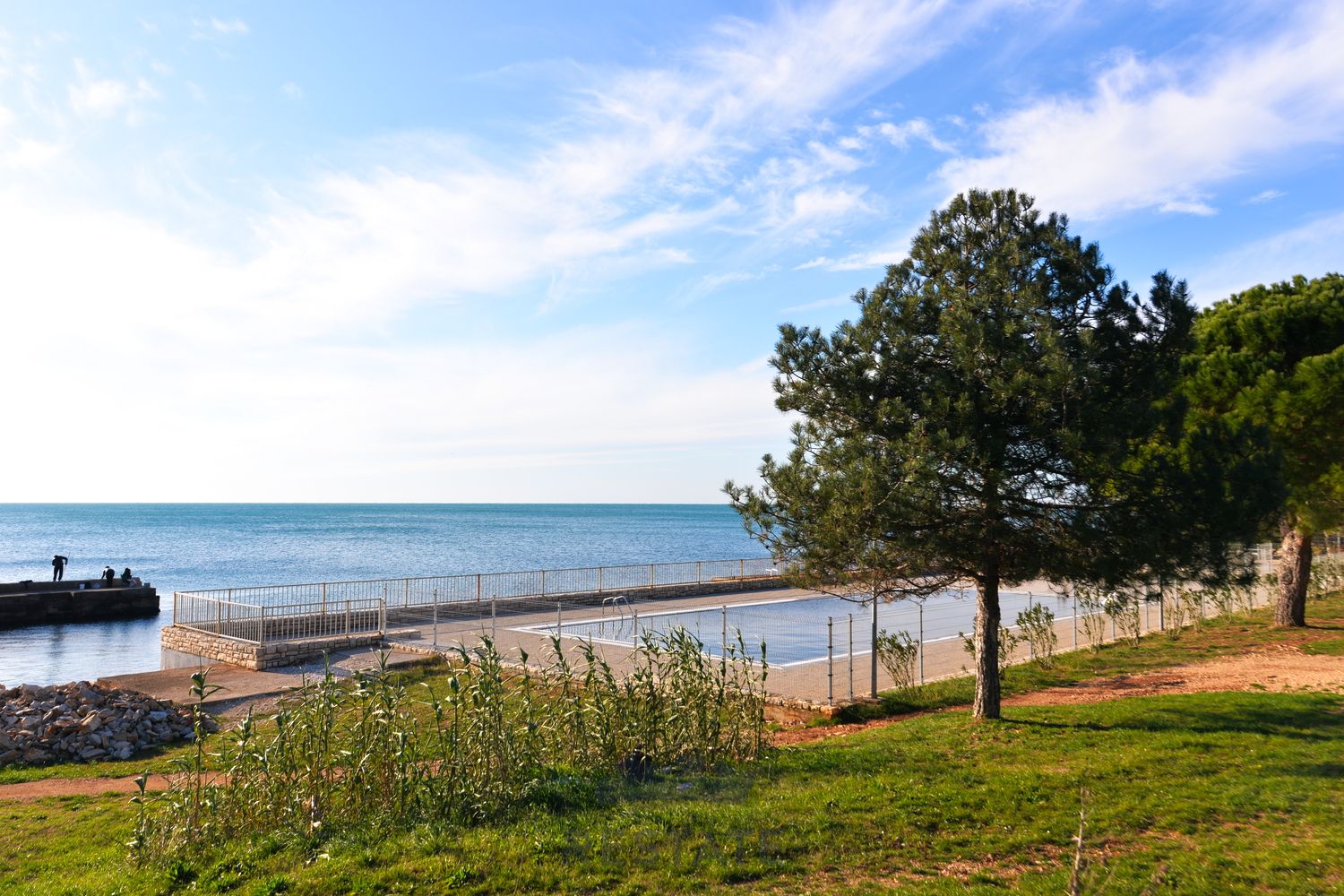 TERRENO - A SCOPO TURISTICO - SUL MARE - CON VISTA MARE