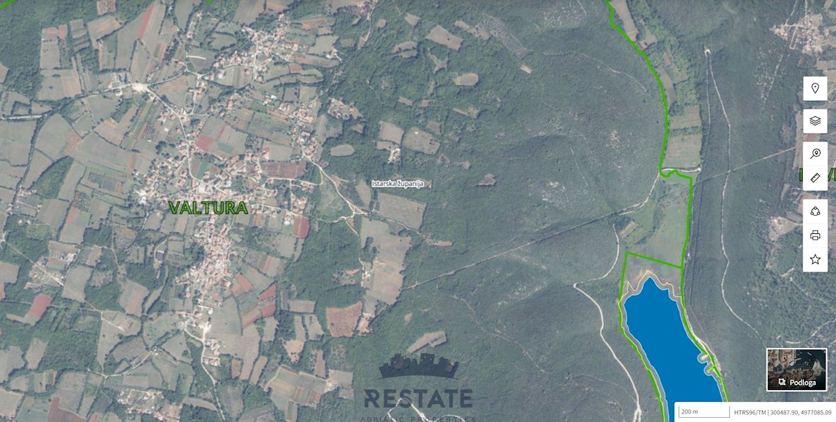 CAMPO adiacente ad un uliveto, a 1 km dal mare