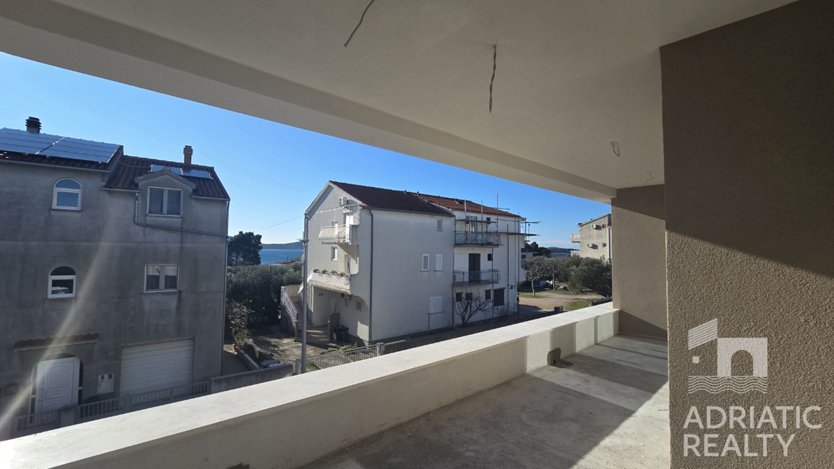 Vodice, appartamento in ottima posizione, a 2 minuti a piedi dalla Spiaggia Blu.