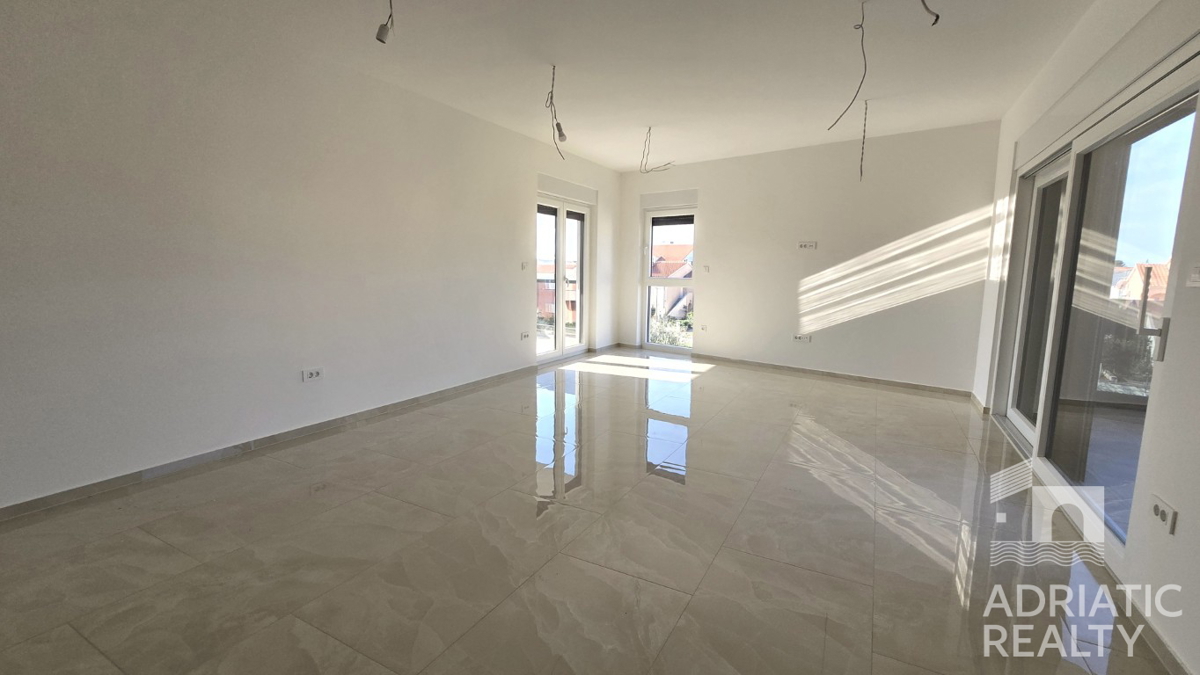 Vodice, ampio appartamento bilocale a 600 m dalla spiaggia