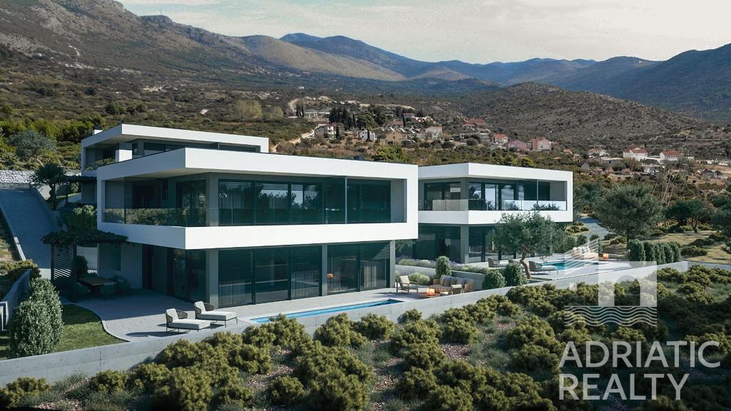 Grebaštica, tre terreni edificabili con permessi per la costruzione di ville con piscina, vista mare.