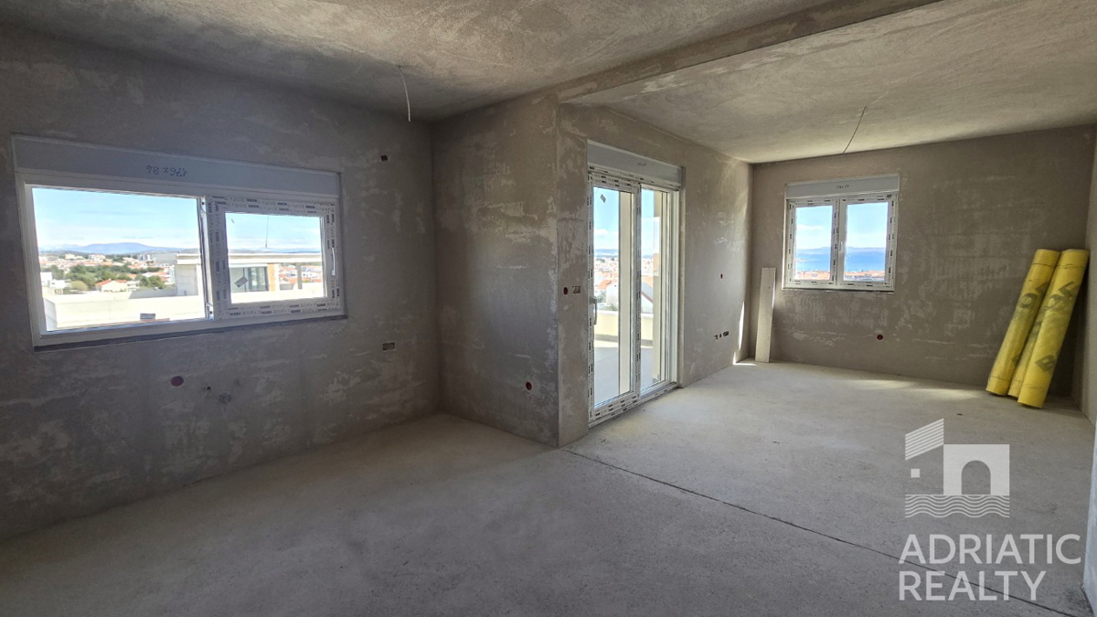 Vodice, monolocale con giardino in bella posizione