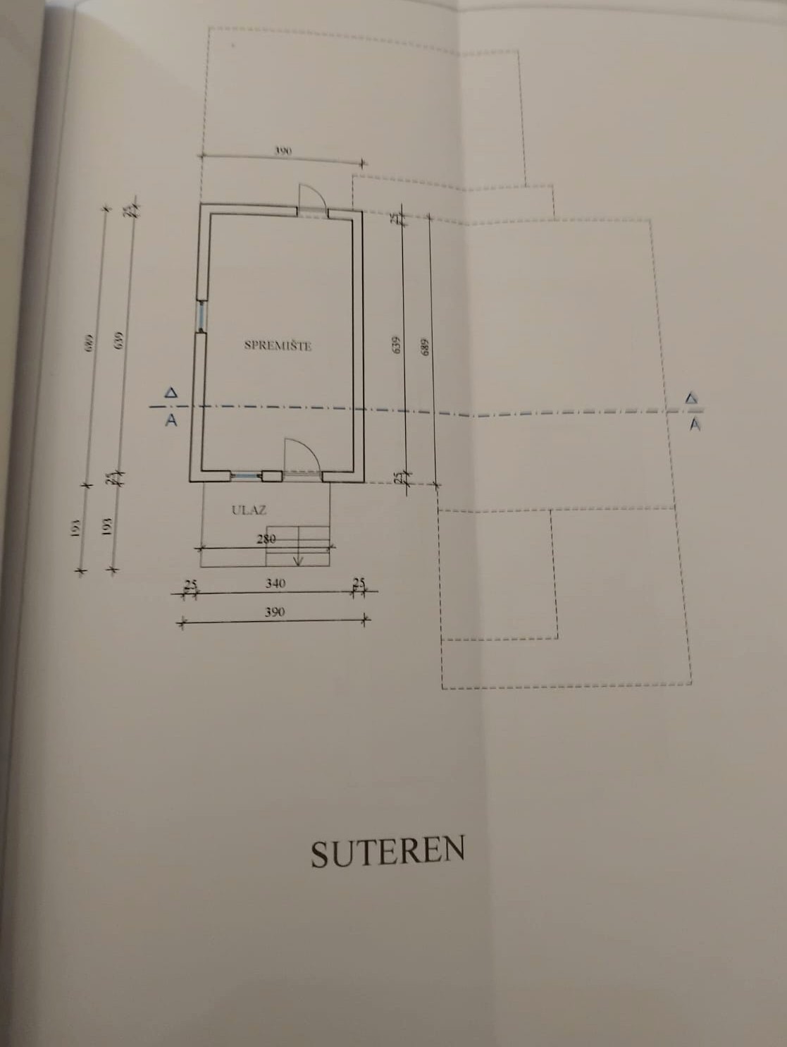Vodice, casa indipendente in posizione tranquilla, a 15 minuti a piedi dal mare e dal centro