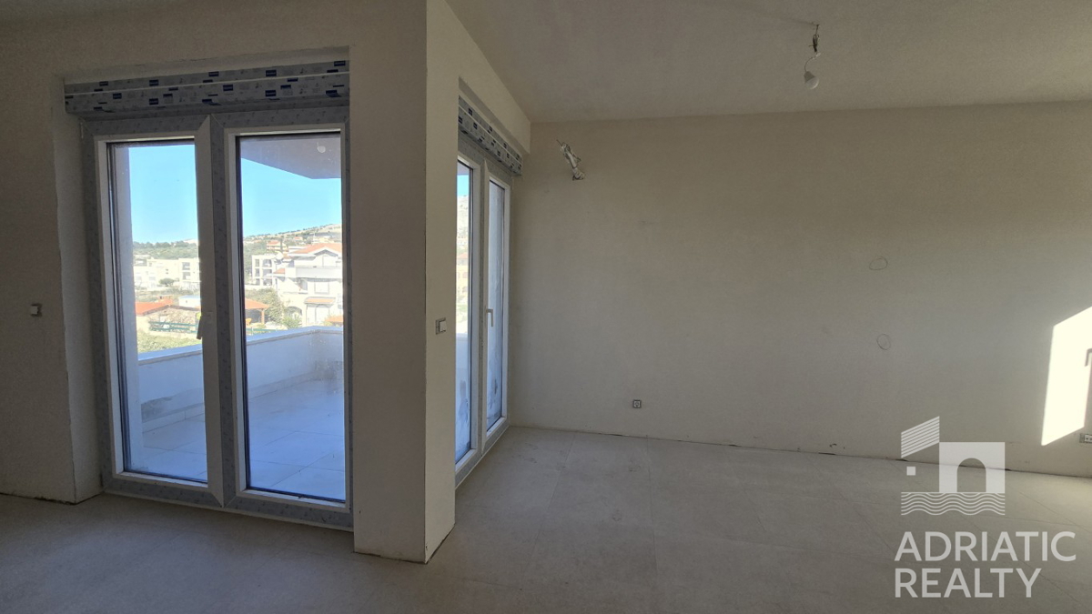 Grebaštica, appartamento moderno arredato con vista mare, a soli 300 m dalla spiaggia!