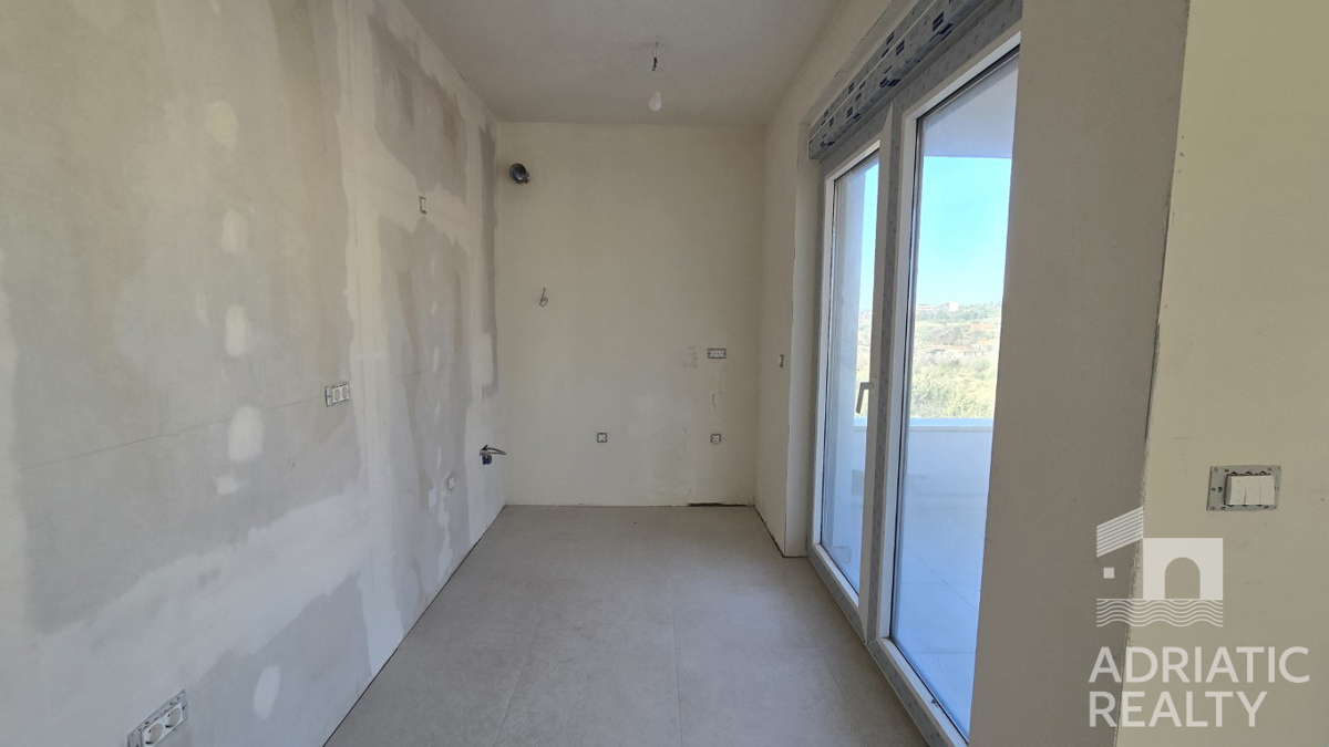 Grebaštica, appartamento moderno arredato con vista mare, a soli 300 m dalla spiaggia!