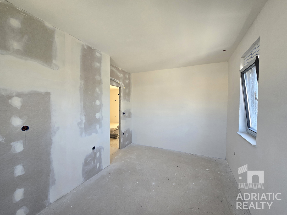 Vodice, appartamento trilocale al primo piano di nuova costruzione