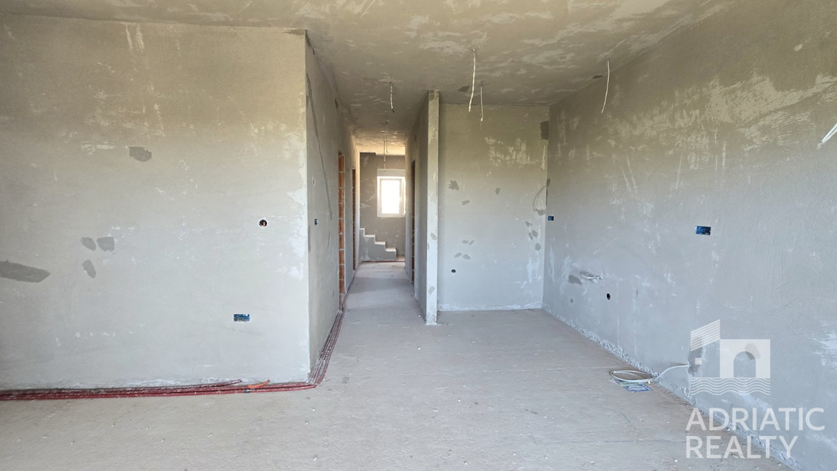 Vodice, moderno duplex apartman s pogledom na more, 110,31 m2