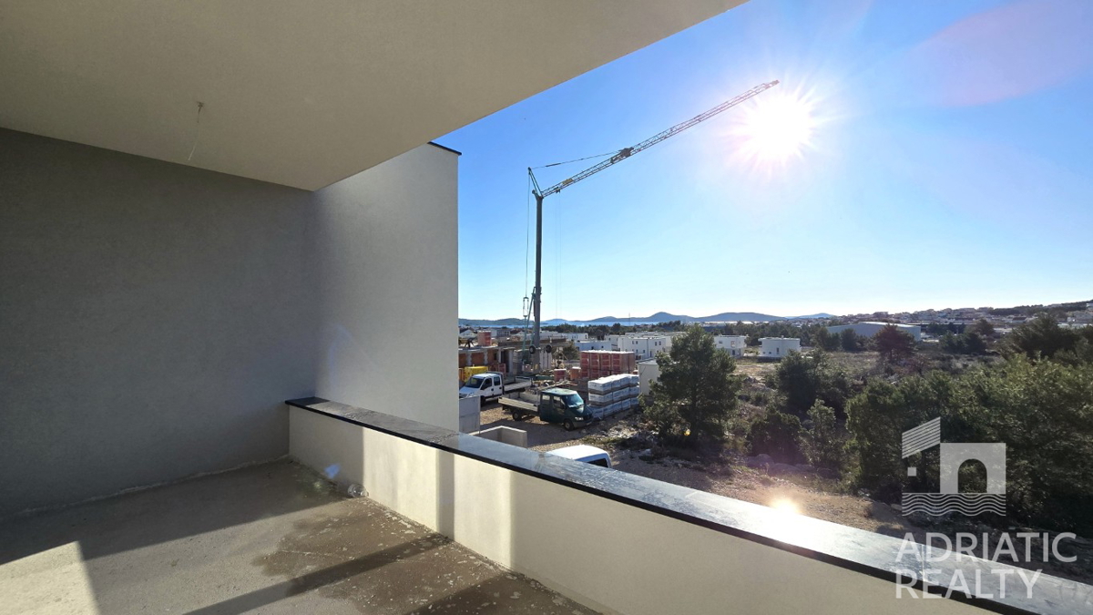 Vodice, moderno duplex apartman s pogledom na more, 110,31 m2