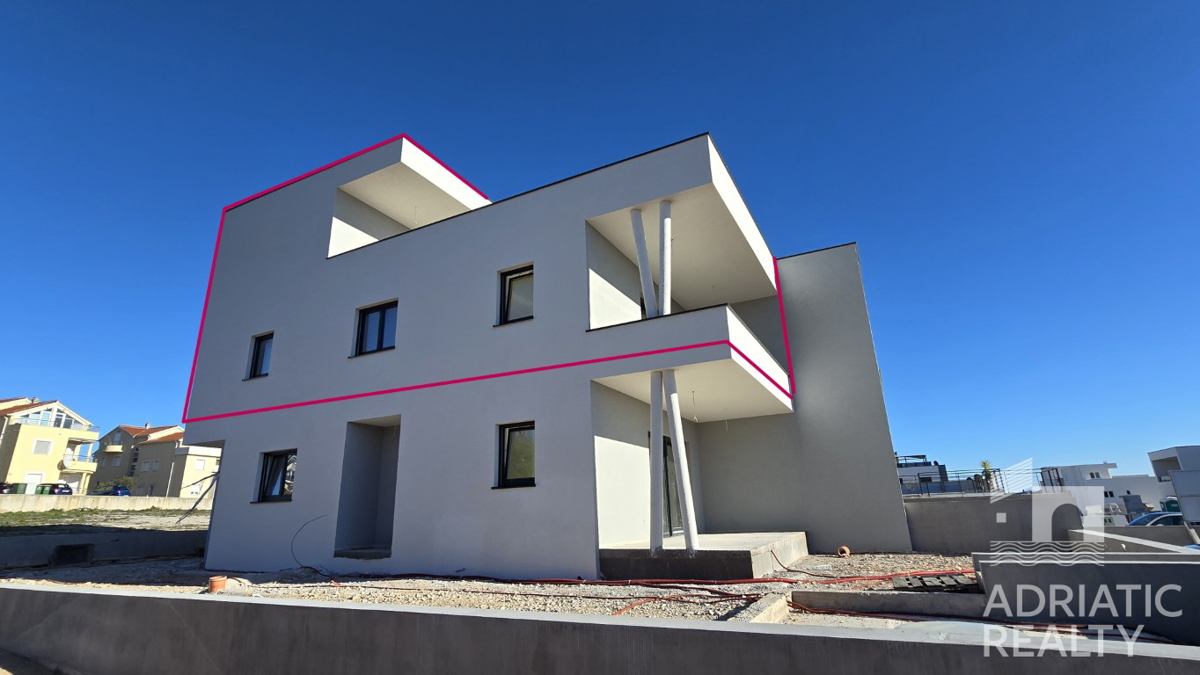 Vodice, moderno duplex apartman s pogledom na more, 110,31 m2