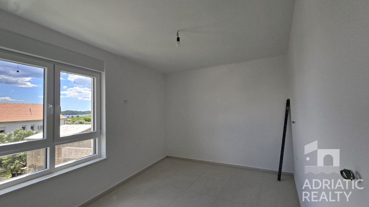 Vodice, appartamento bilocale con vista mare