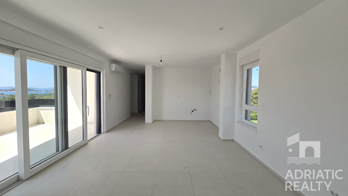 Vodice, appartamento bilocale con vista mare