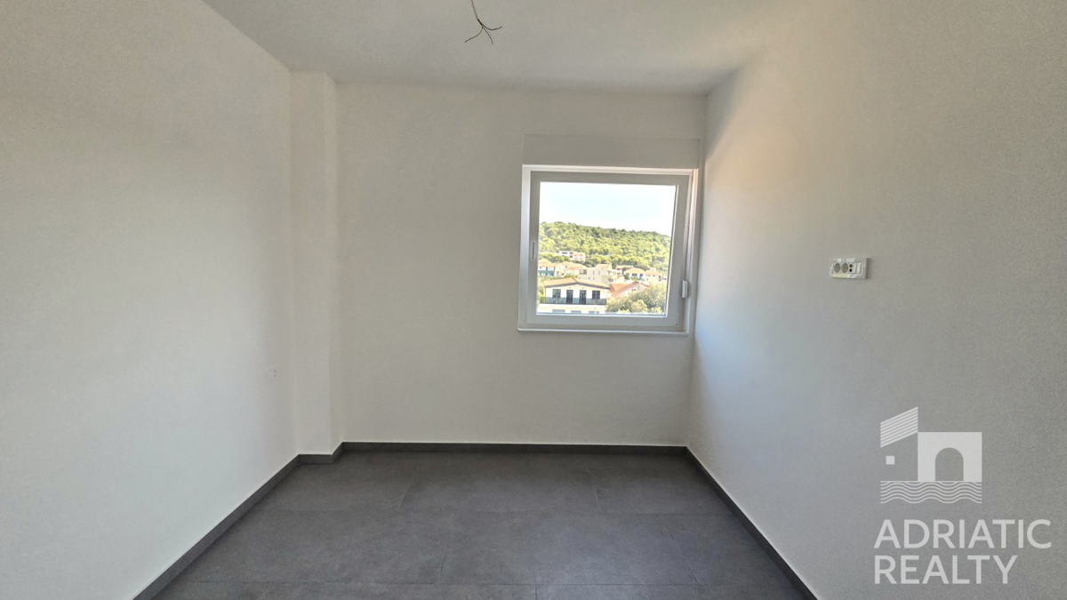 Jezera, isola di Murter, appartamento bilocale con vista mare, subito abitabile