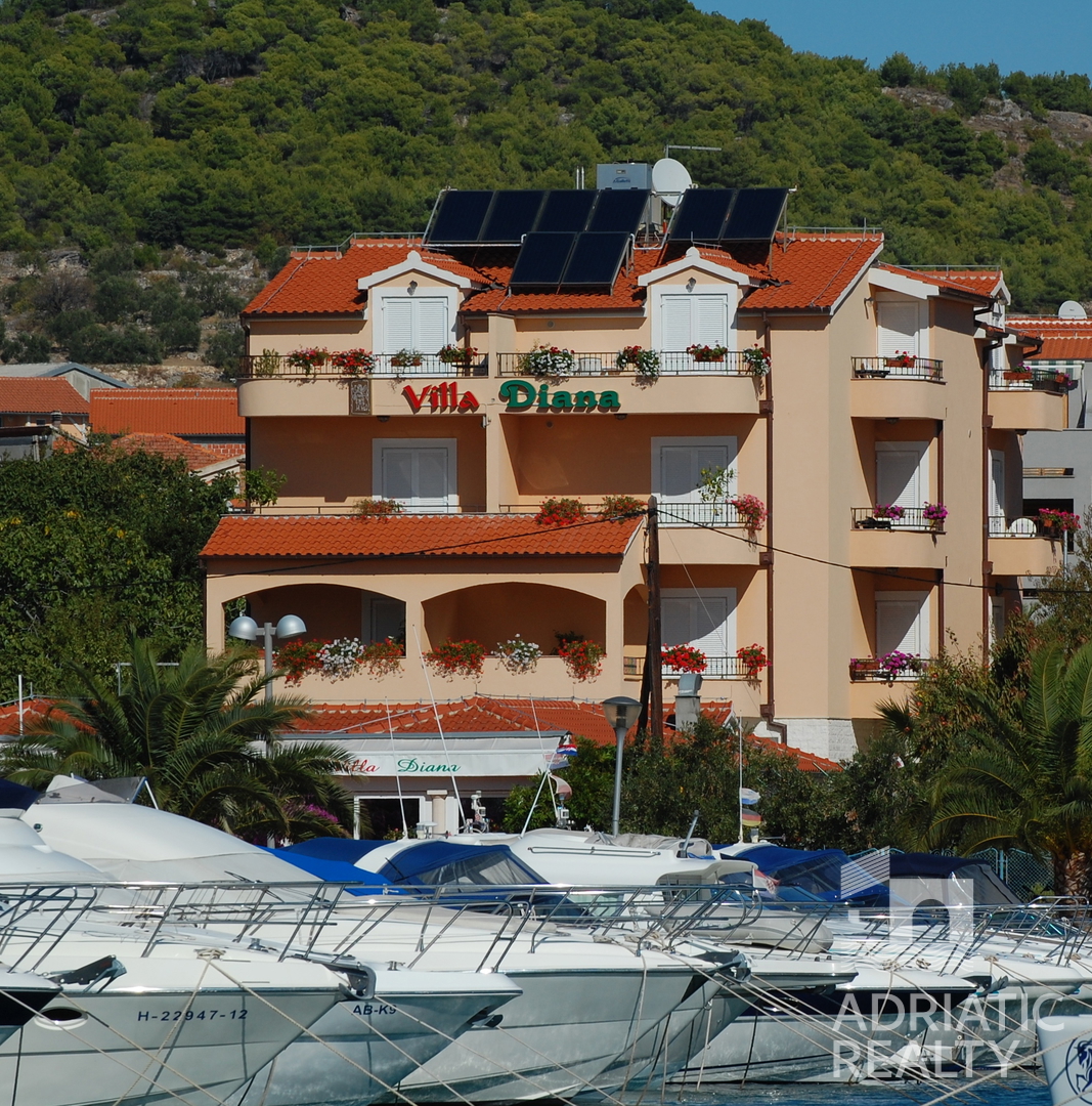 Tribunj, pensione sul mare con splendida vista e ottima posizione