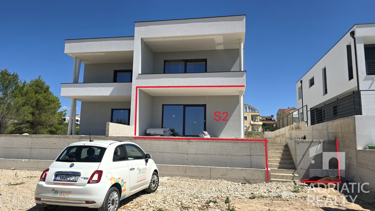 Nuova costruzione a Vodice - appartamento con giardino in un ambiente tranquillo