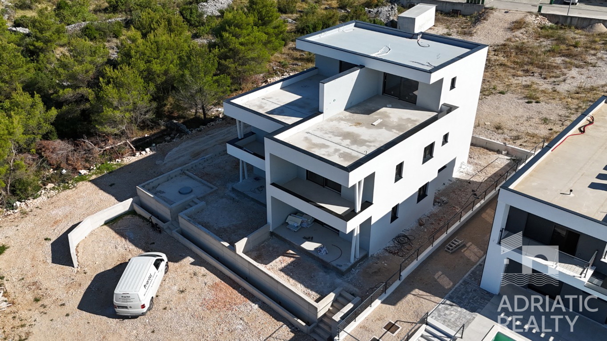 Nuova costruzione a Vodice - appartamento con giardino in un ambiente tranquillo