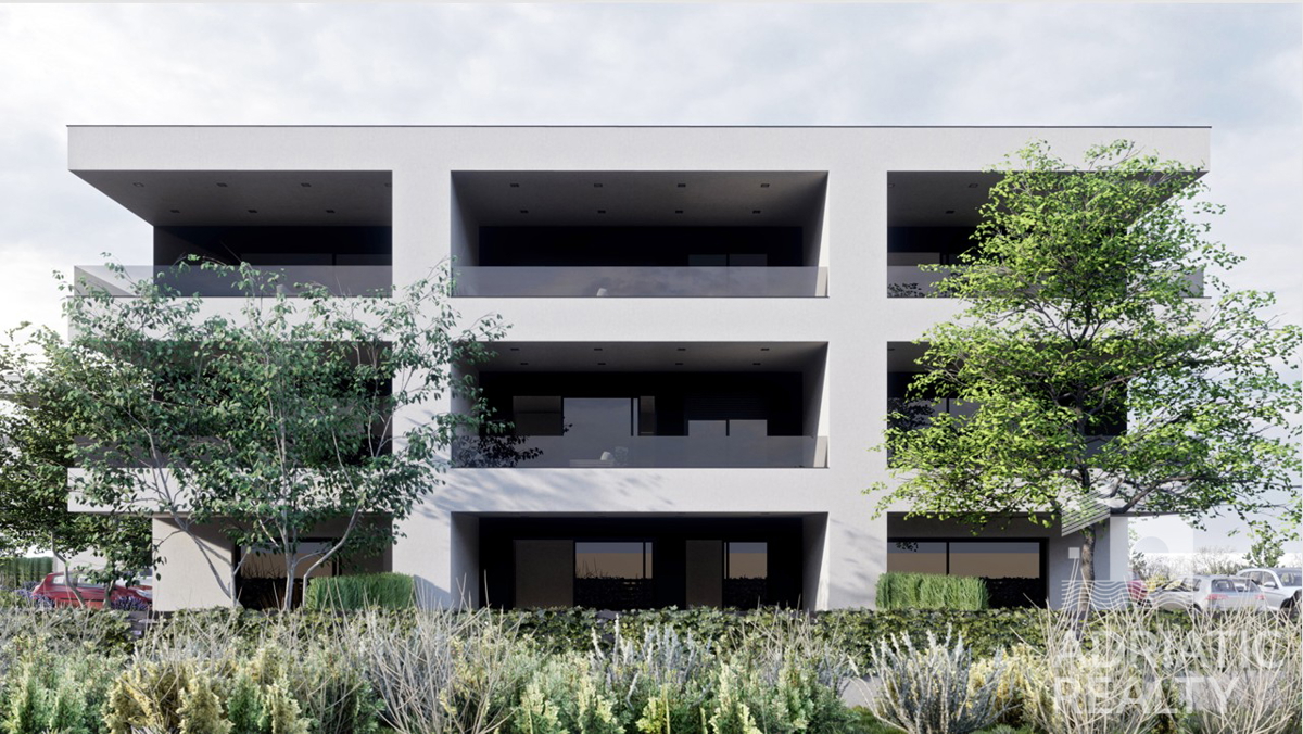 Srima, appartamento trilocale con ampio terrazzo e giardino di 196,80 m2