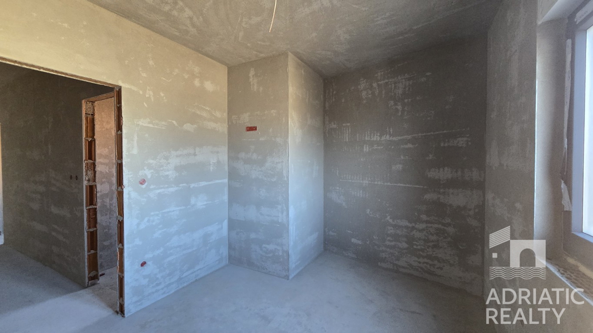 Vodice, casa moderna e funzionale in una posizione tranquilla