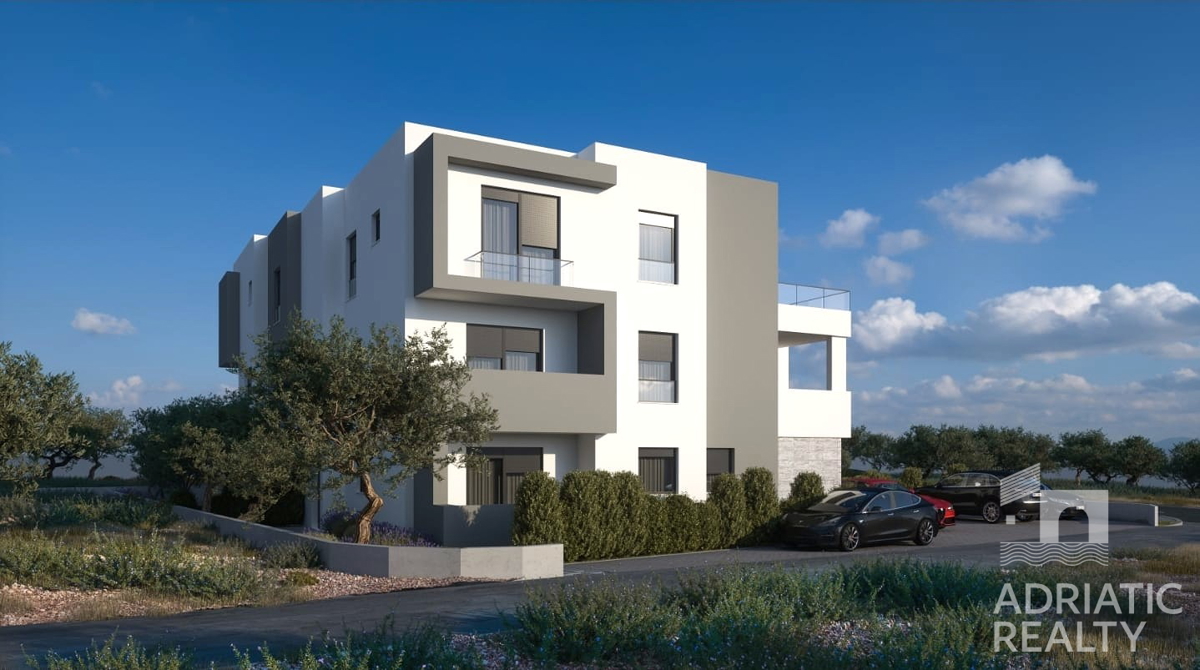 Brodarica, ampio attico, 156,65 m2, 70 m dal mare