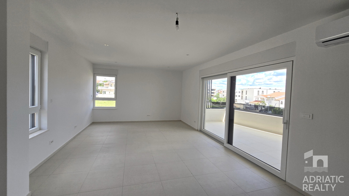 Vodice, appartamento bilocale in moderna costruzione vicino alla spiaggia