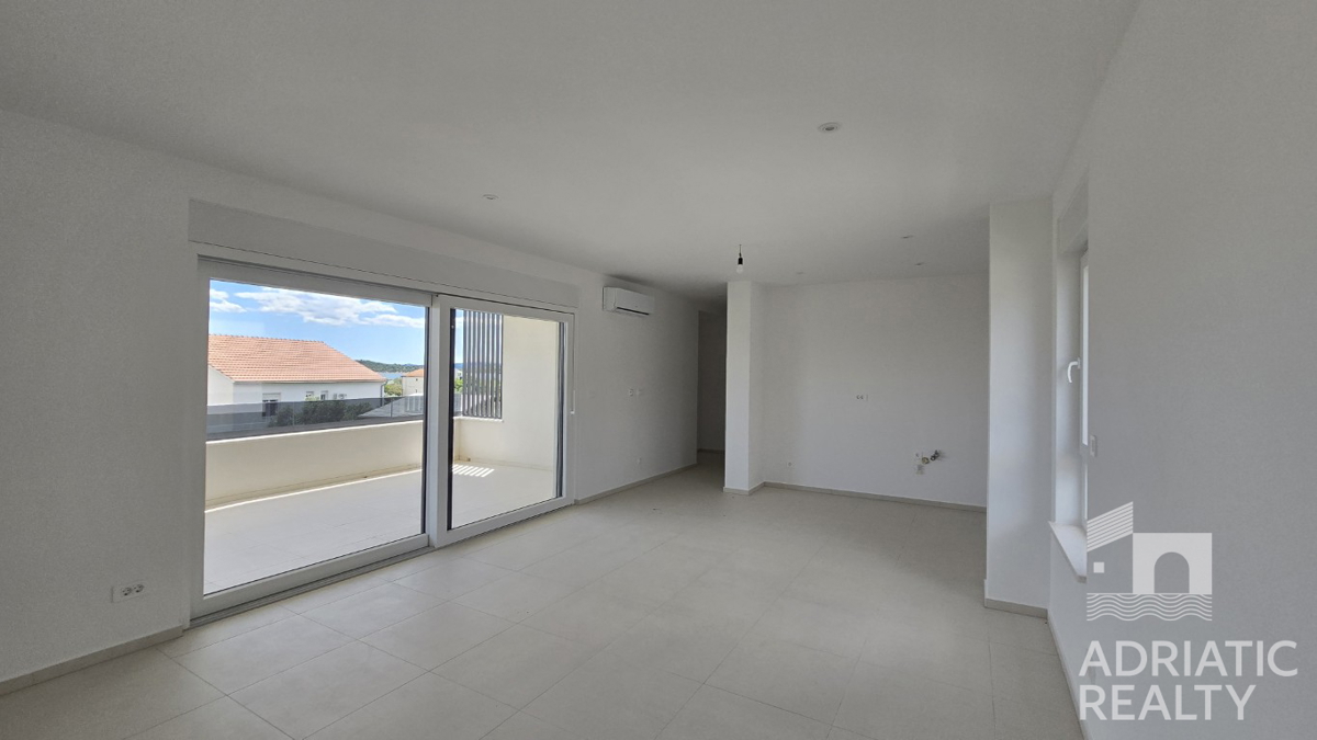 Vodice, appartamento bilocale in moderna costruzione vicino alla spiaggia