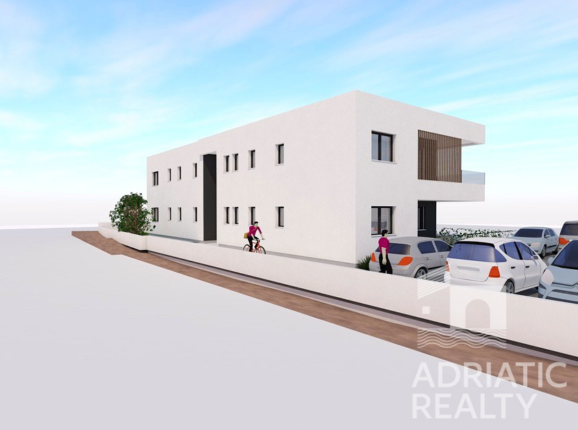 Vodice, appartamento trilocale con giardino in nuova costruzione