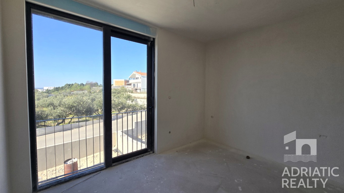 Vodice, moderna dvojna kuća s pogledom na more