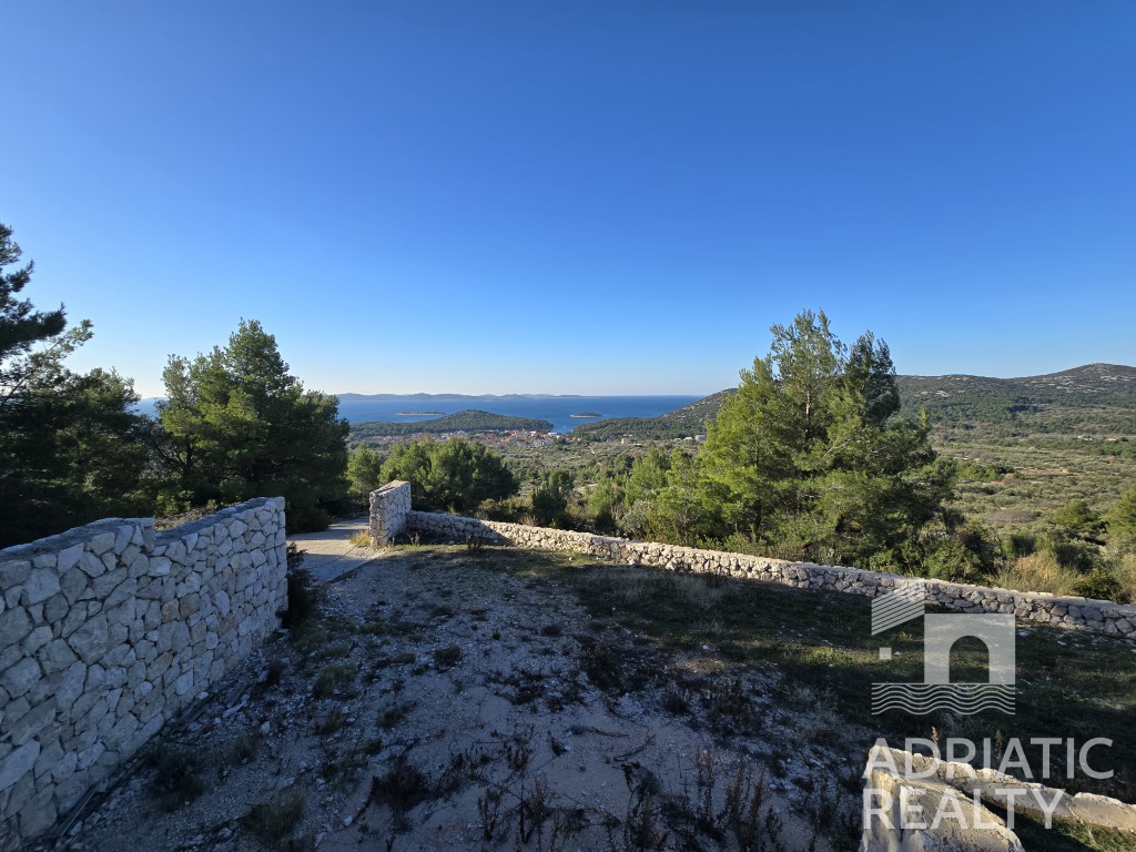 Tribunj, terreno agricolo con una vista splendida sul mare, opportunità unica