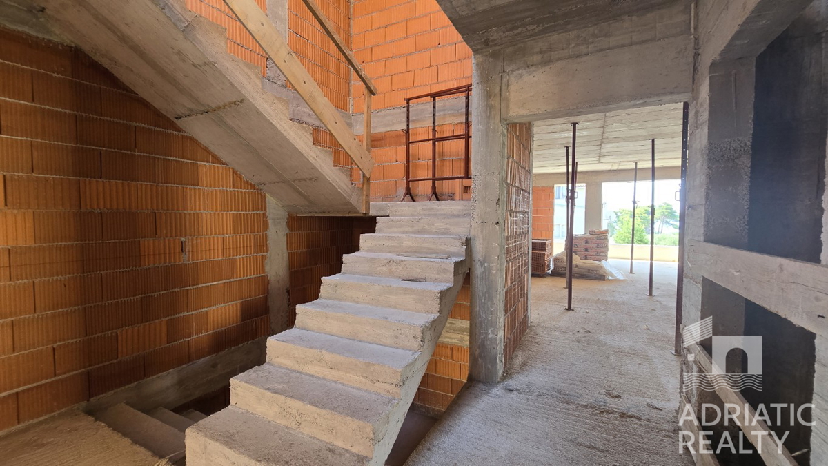 Vodice, ampio appartamento bilocale in nuova costruzione - 2 minuti dalla spiaggia