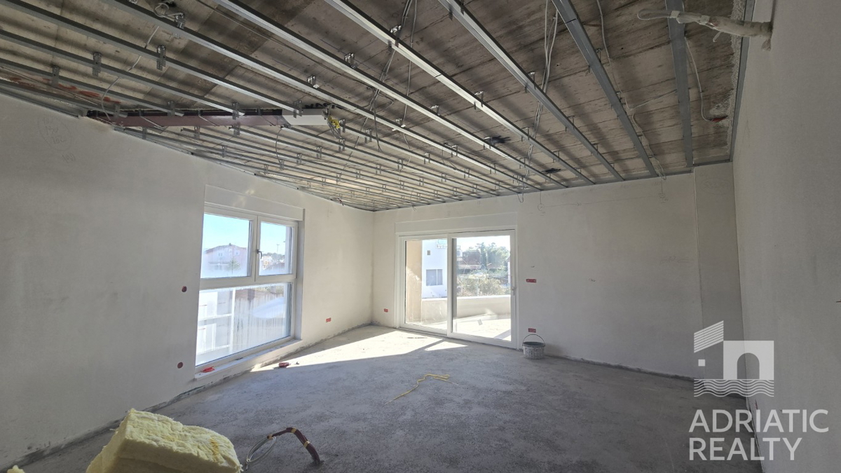 Vodice, ampio appartamento bilocale in nuova costruzione - 2 minuti dalla spiaggia