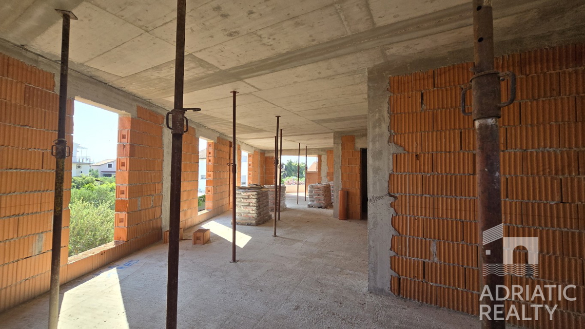 Vodice, ampio appartamento bilocale in nuova costruzione - 2 minuti dalla spiaggia