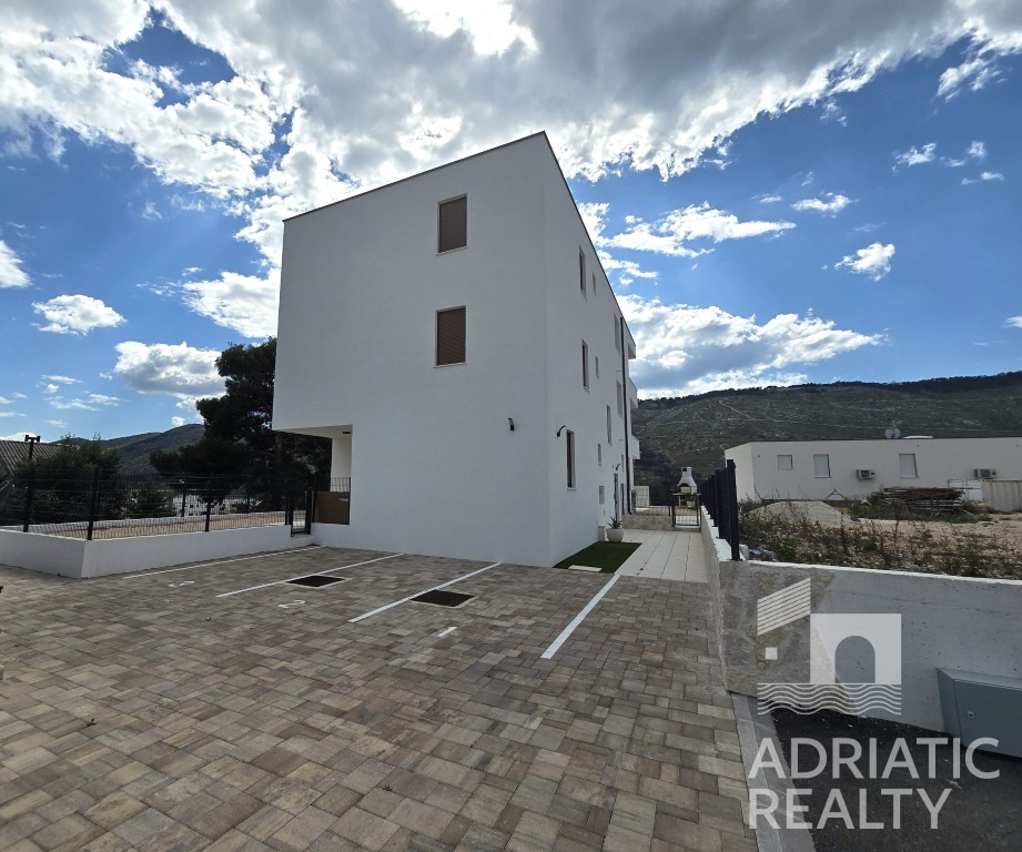 Grebaštica, attico con splendida vista sul mare, 4 camere da letto, 121,90 m2