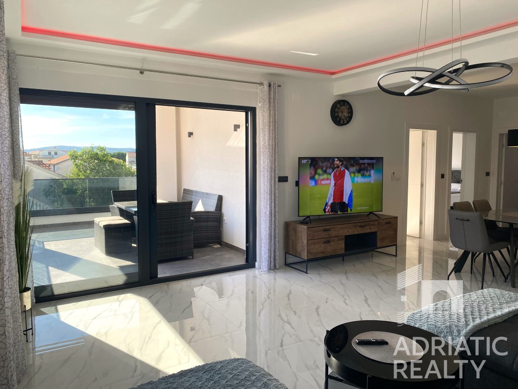 Srima, bilocale + monolocale a 50 m dalla spiaggia