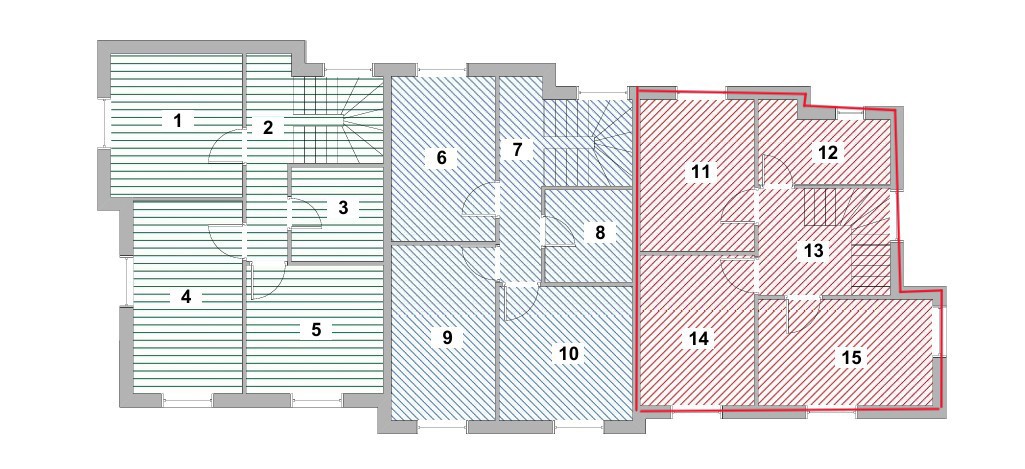 Vodice, appartamento su due livelli con cortile vicino alla spiaggia