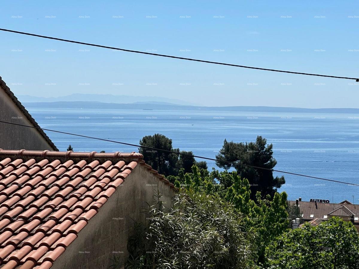 Vendita di appartamenti lussuosi e modernamente attrezzati in un edificio residenziale con piscine sul tetto, Opatija!  Community Verified icon