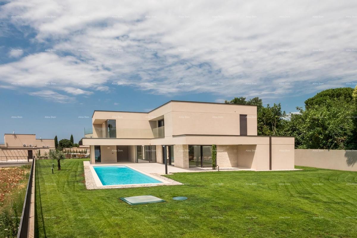 Casa Familiare di Lusso con Piscina in Vendita a Labinci, Vicino a Poreč