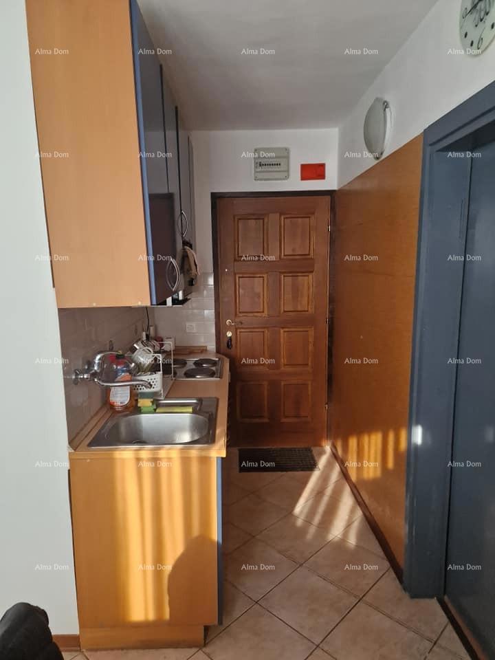 Appartamento 35 m² in vendita, Parenzo. Červar Porat.