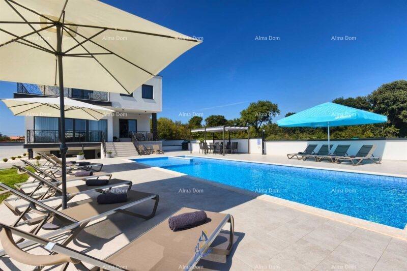 Fažana! Bella villa con piscina.