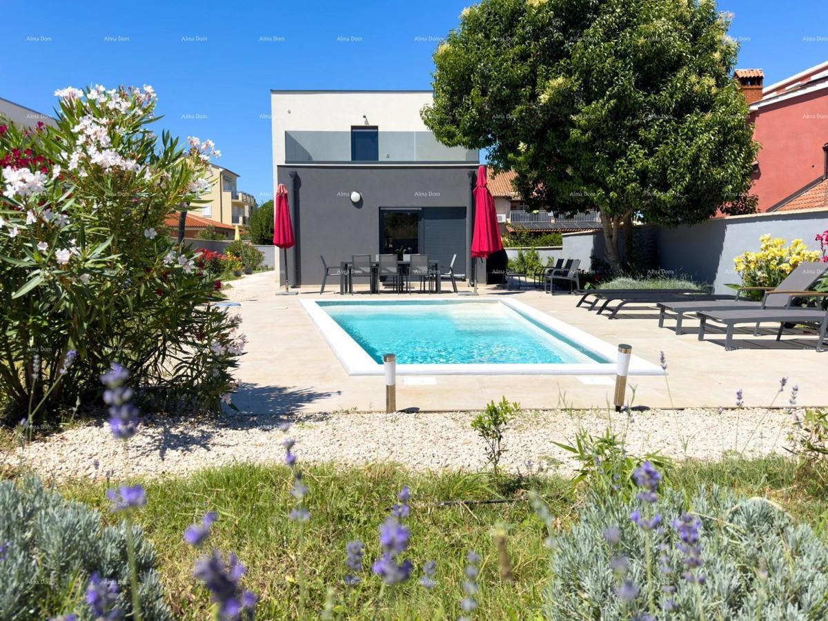 Istria, Ližnjan, 1 km dal centro di Medulin, nuova casa moderna con piscina per le vacanze.