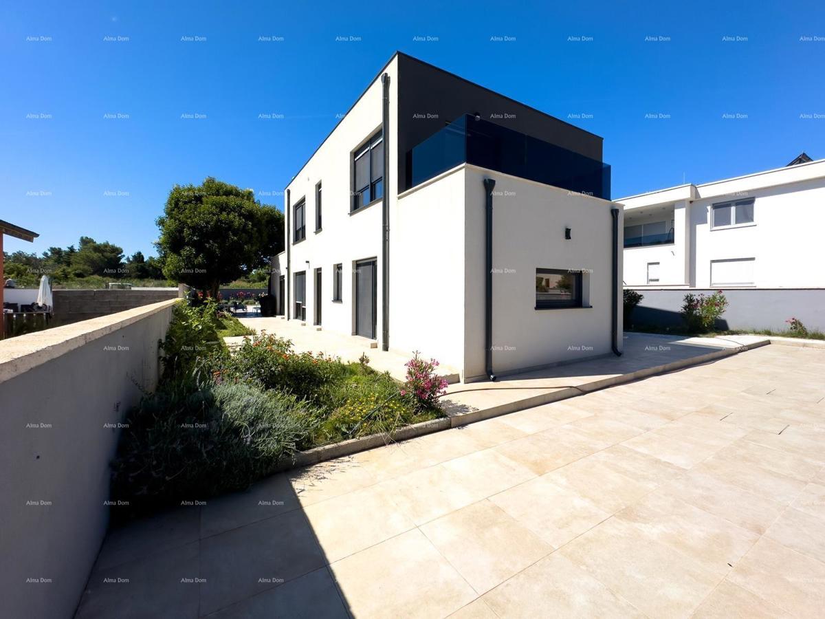 Istria, Ližnjan, 1 km dal centro di Medulin, nuova casa moderna con piscina per le vacanze.