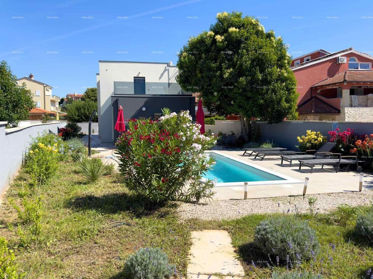 Istria, Ližnjan, 1 km dal centro di Medulin, nuova casa moderna con piscina per le vacanze.