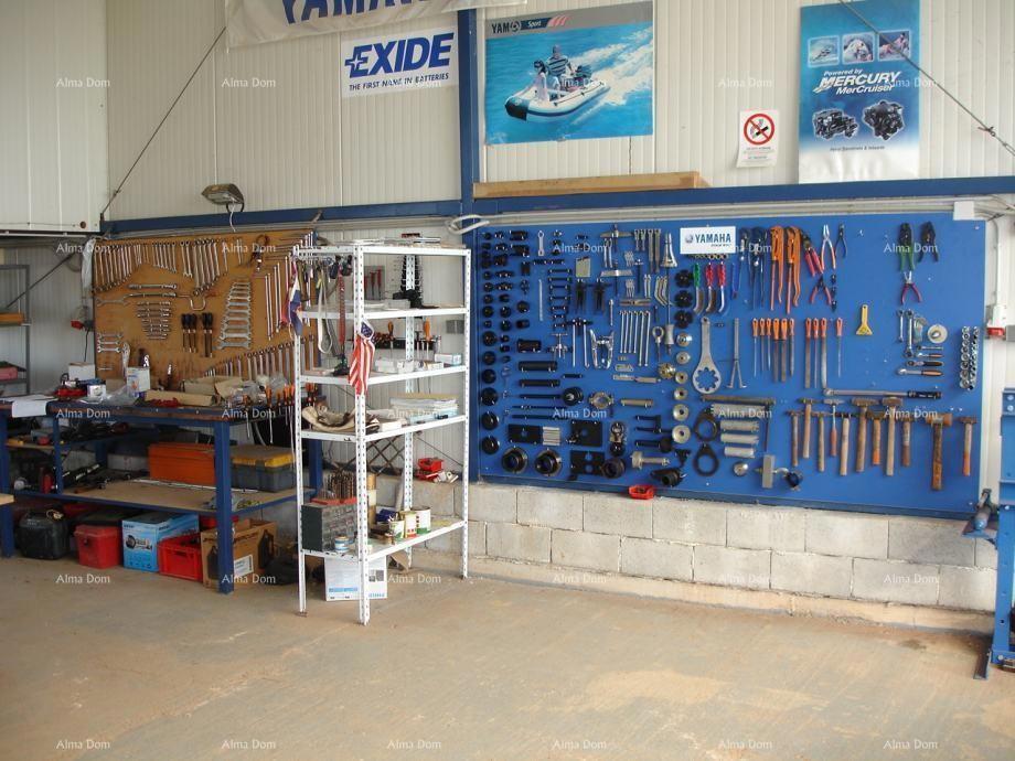 Locale commerciale Novigrad