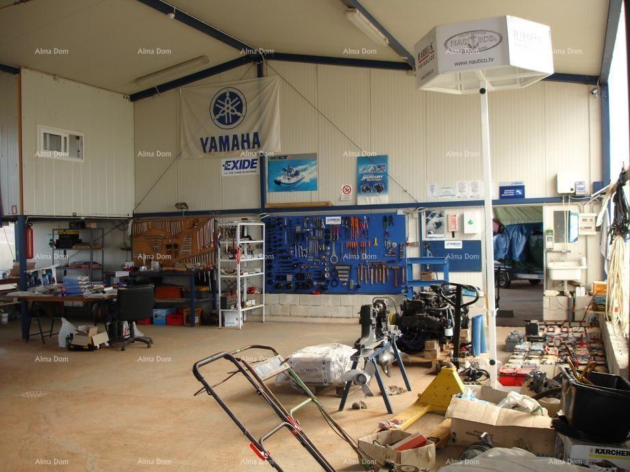 Locale commerciale Novigrad