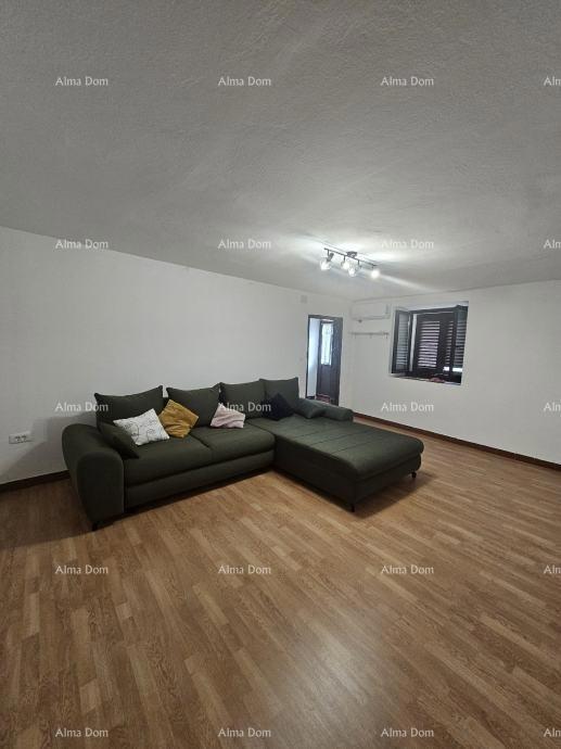Barban – casa con cortile recintato