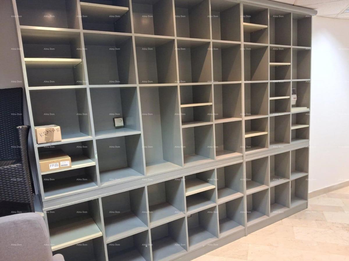Spazio commerciale nel centro di Pola - ideale per la tua attività!