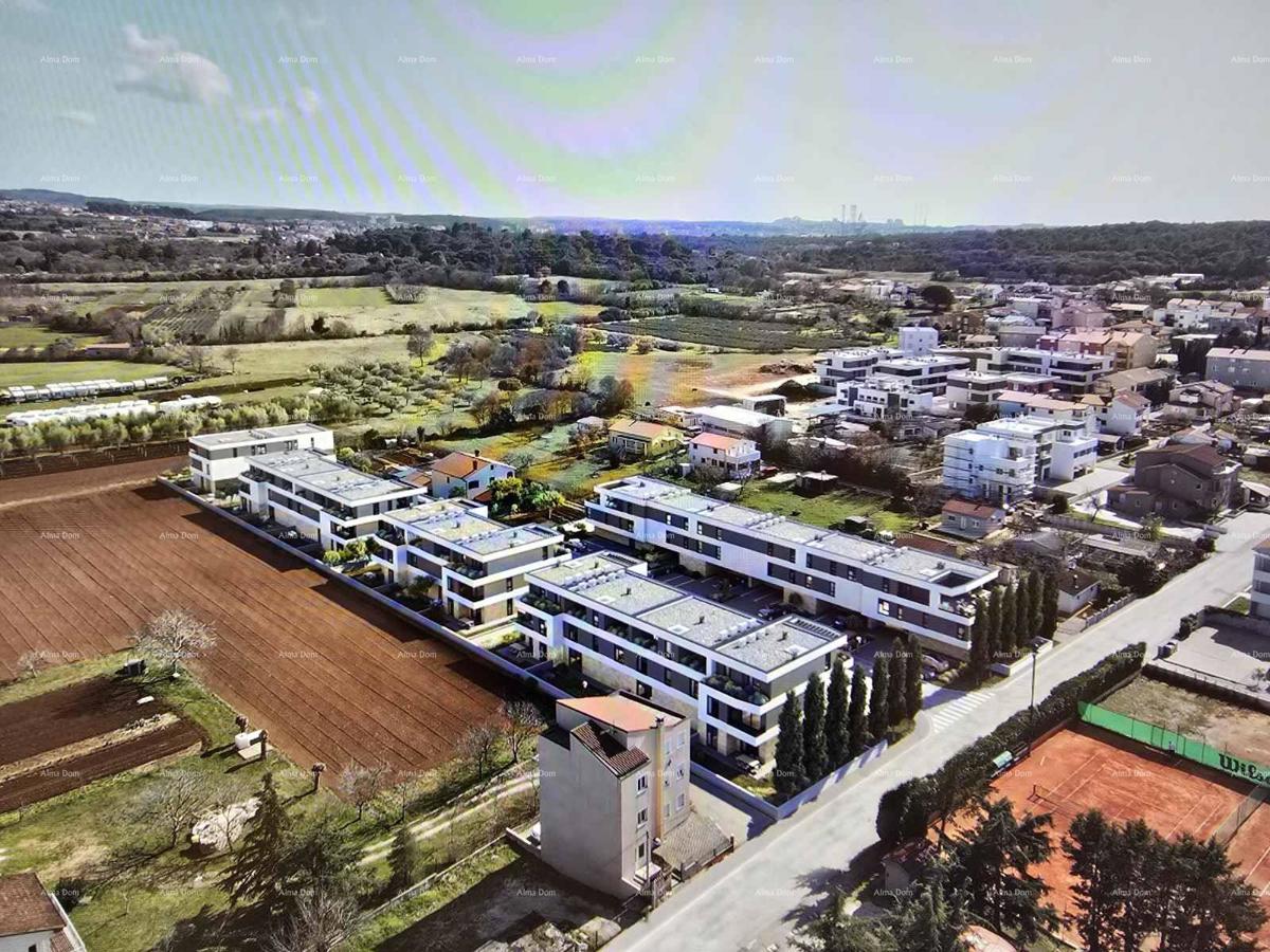 Vendita di un appartamento con giardino e posto auto in un nuovo complesso residenziale, Štinjan! 10A