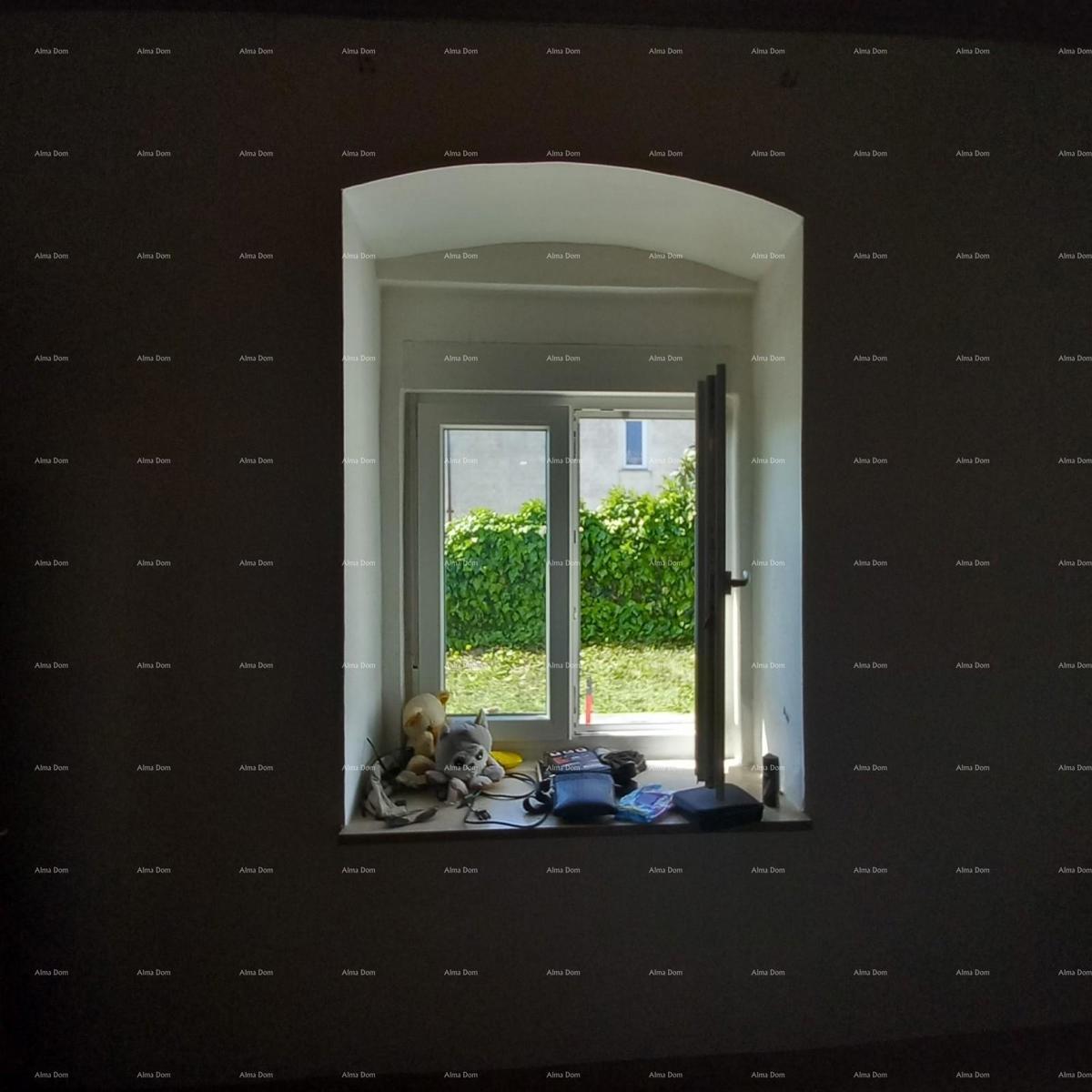 Pula! Appartamento con grande giardino e terrazza.