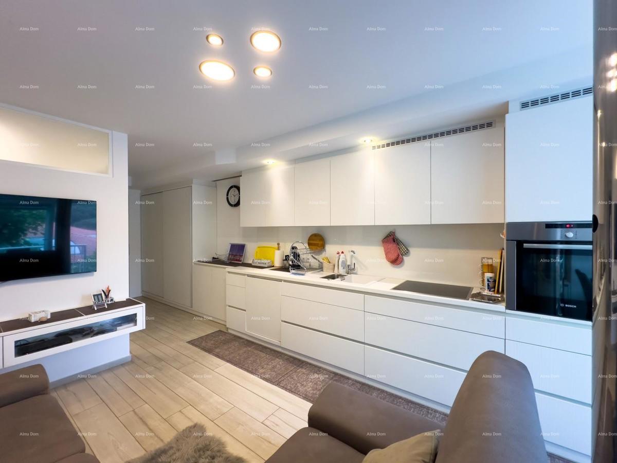 Vendiamo un appartamento ristrutturato a Duga Uvala!